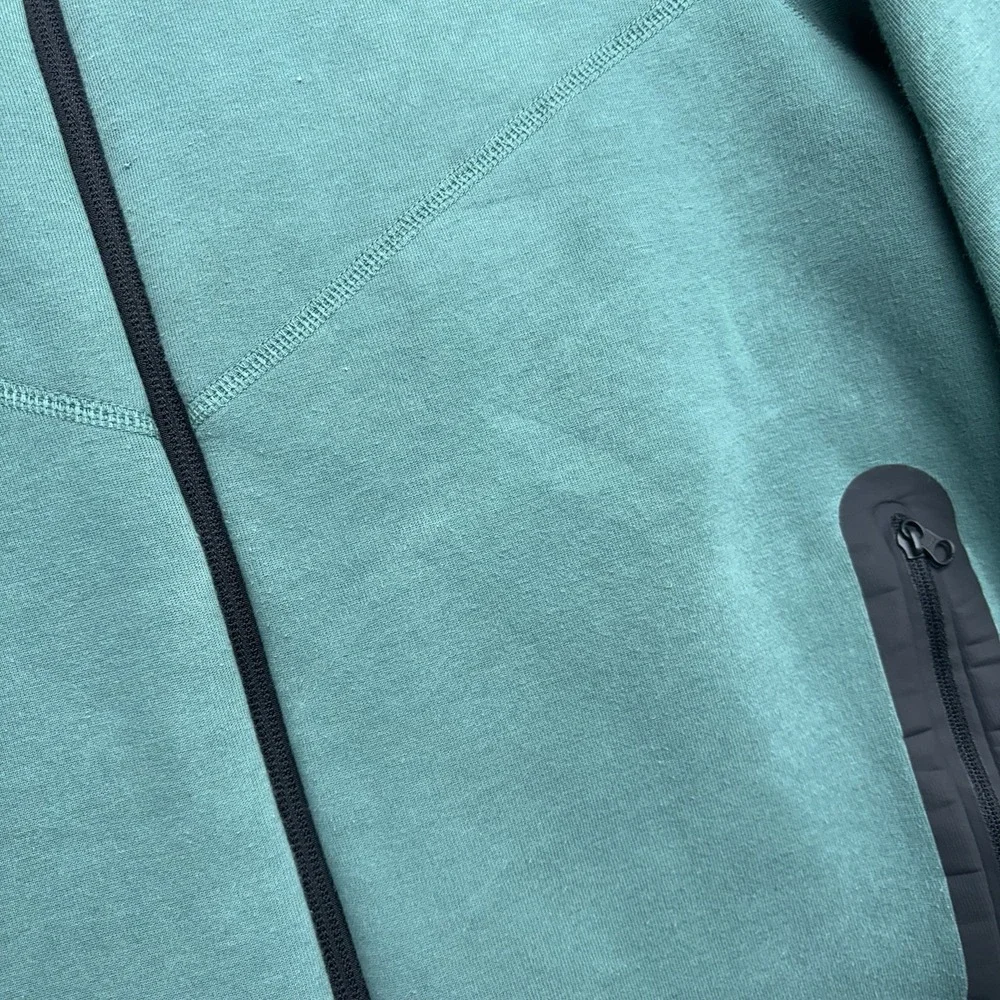 Nike Tech Hoodie Youth XL Kids Green Full Zip Up Fleece Casual Jacket